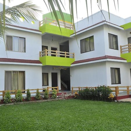 Resort Ruturaj Inn Alibaug Esterno foto