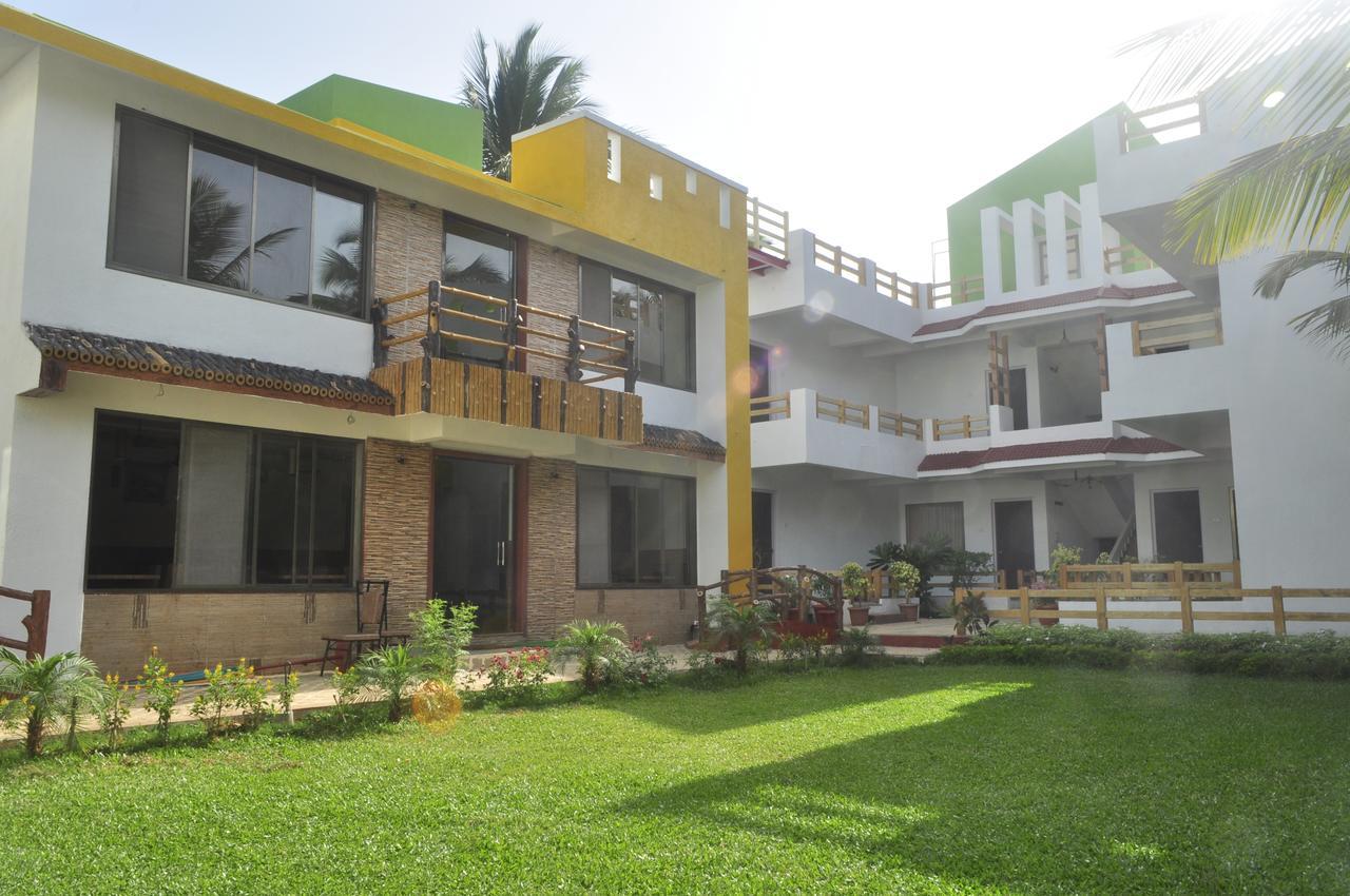 Resort Ruturaj Inn Alibaug Esterno foto